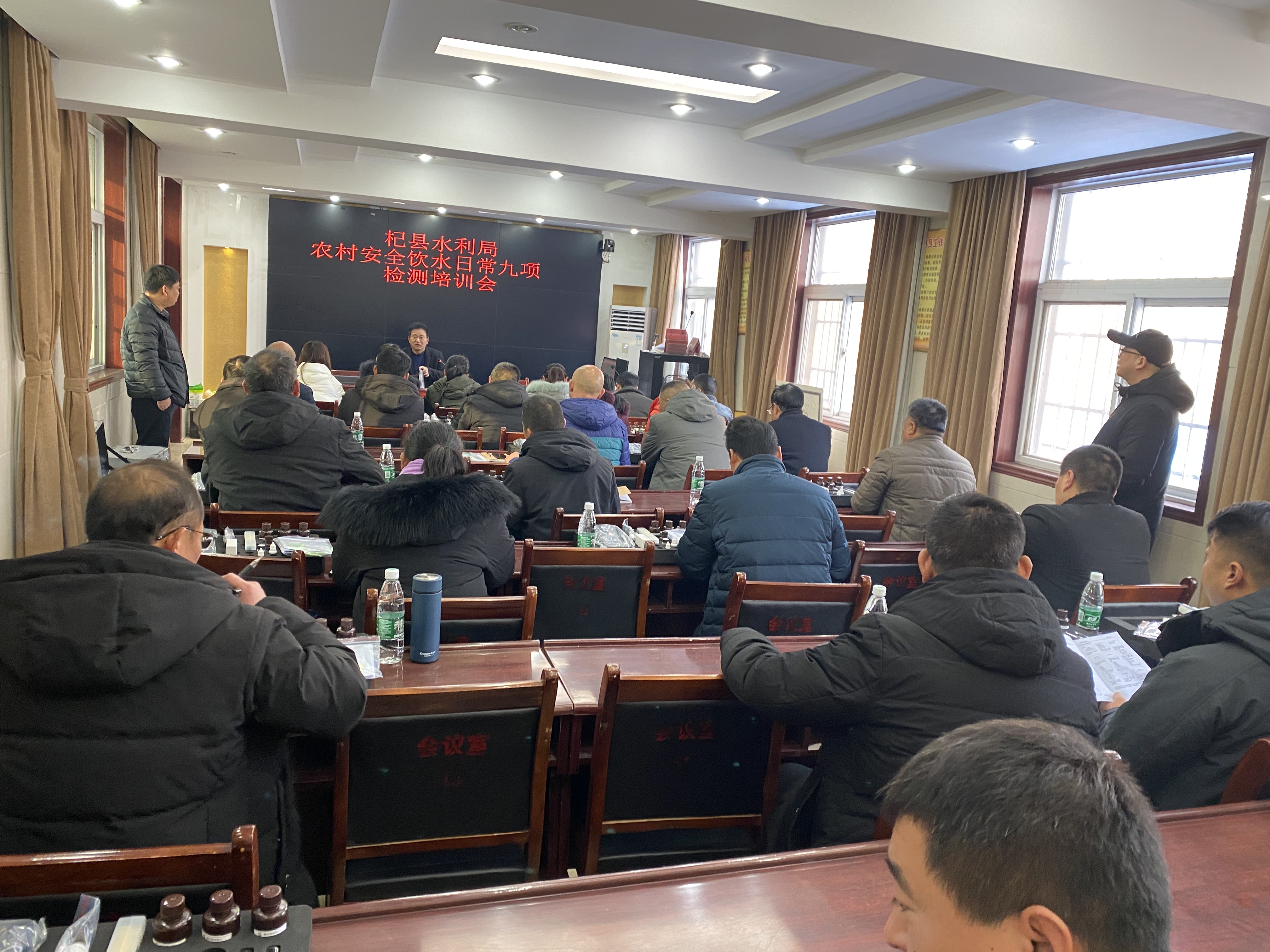 杞縣水利局領(lǐng)導(dǎo)對此次培訓(xùn)會(huì)議發(fā)表講話 杞縣水利局領(lǐng)導(dǎo)對此次培訓(xùn)會(huì)議發(fā)表講話